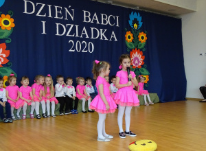 Dzień Babci i Dziadka - Pszczółki